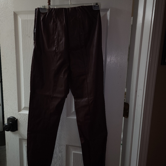 SPANX and NOVA pleather leggings - Picture 3 of 4